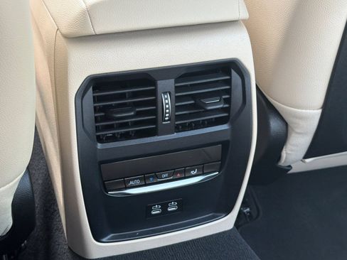 Certified 2025 BMW 330i xDrive Sedan w/ Premium Package image 16