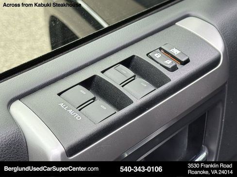 Used 2024 Toyota 4Runner SR5 image 16