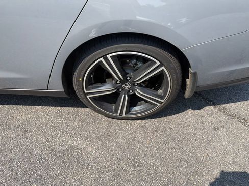 Used 2025 Honda Accord Sport image 10