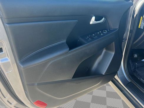 Used 2016 Kia Sportage EX w/ EX Premium Package image 9