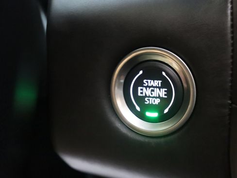 Used 2023 GMC Yukon Denali Ultimate AWD/4WD image 61