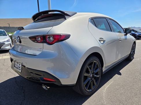 New 2026 MAZDA MAZDA3 Hatchback w/Premium Plus Pkg image 4
