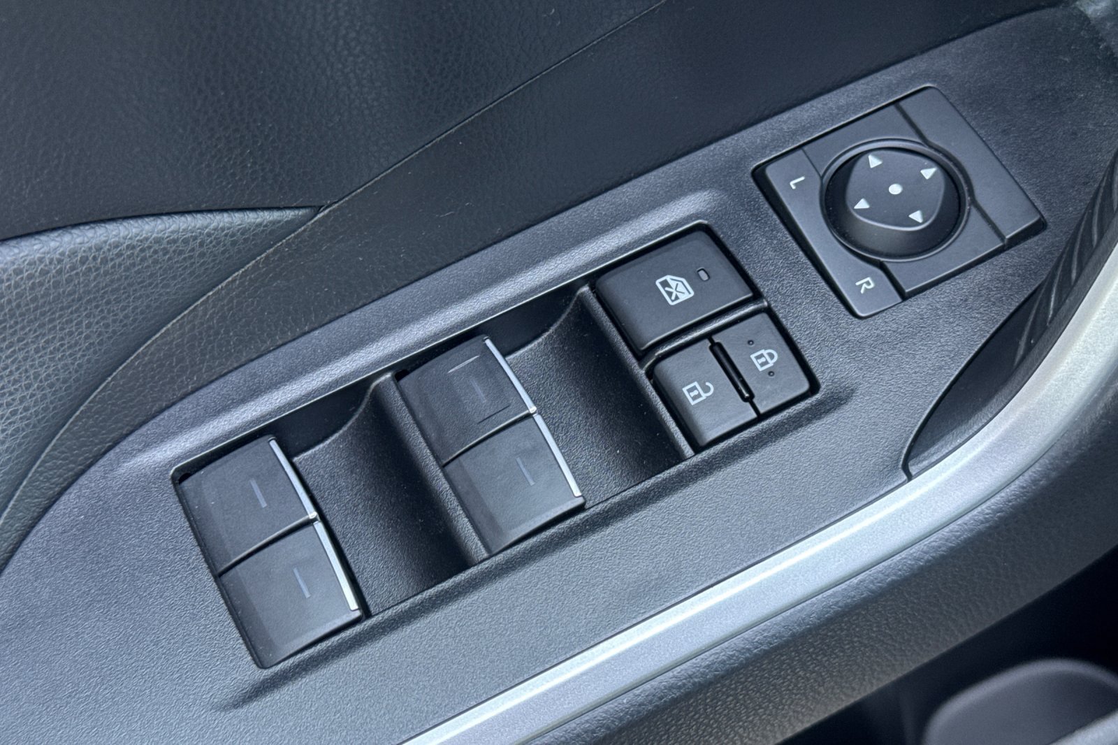 Certified 2023 Toyota RAV4 XLE AWD/4WD image 29