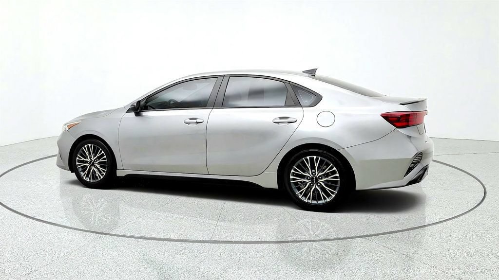 Used 2024 Kia Forte GT-Line w/ GT-Line Premium Package FWD image 7