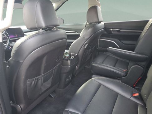 Used 2023 Kia Telluride S w/ S Sunroof Package image 6