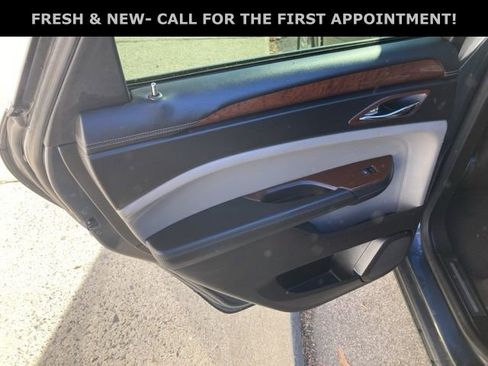 Used 2011 Cadillac SRX Luxury AWD/4WD image 27