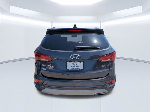 Used 2018 Hyundai Santa Fe Sport FWD image 5