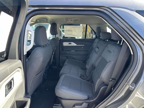 New 2026 Ford Explorer Active image 12