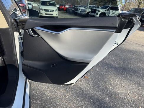 Used 2013 Tesla Model S Performance image 11