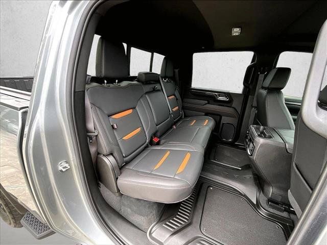 Used 2025 GMC Sierra 2500 AT4 w/ AT4 Premium Plus Package AWD/4WD image 29