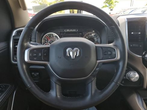 Used 2020 RAM 1500 Laramie AWD/4WD image 25