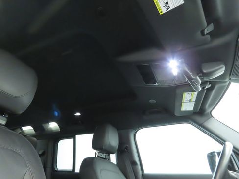 Certified 2023 Land Rover Defender 110 S image 18