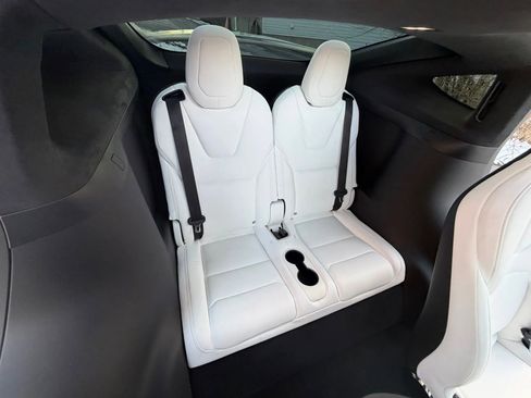 Used 2018 Tesla Model X 100D image 14