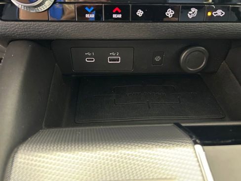 Used 2024 Mitsubishi Outlander SEL FWD image 51