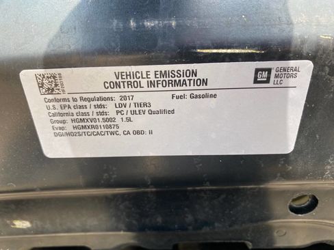 Used 2017 Chevrolet Malibu LT image 41