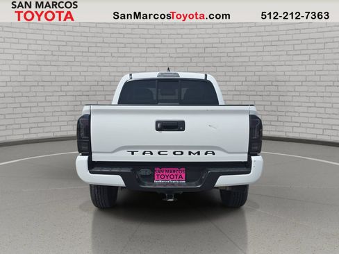 Used 2022 Toyota Tacoma SR w/ SR Convenience Package RWD image 7
