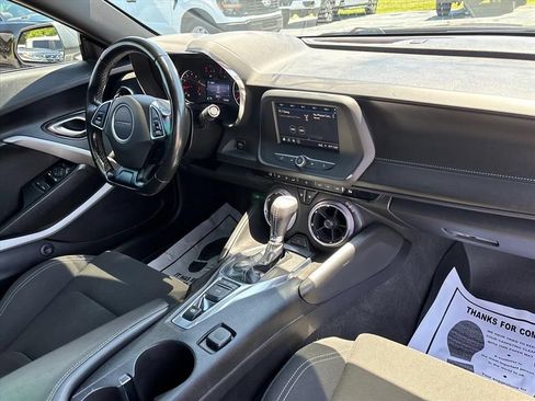 Used 2019 Chevrolet Camaro LT RWD image 12