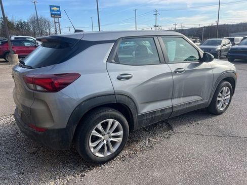 Used 2023 Chevrolet TrailBlazer LS image 3