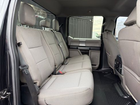 Used 2022 Ford F350 XLT w/ Black Appearance Package image 34