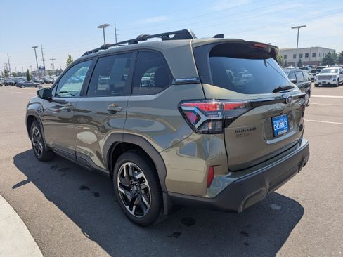 Used 2026 Subaru Forester Limited AWD/4WD image 31