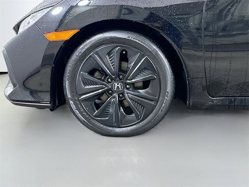 Used 2019 Honda Civic EX image 8