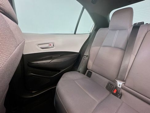 Used 2021 Toyota Corolla SE w/ SE Premium Package image 12