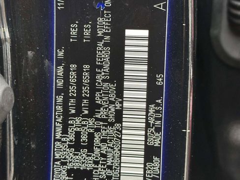 Used 2021 Toyota Highlander XLE image 34