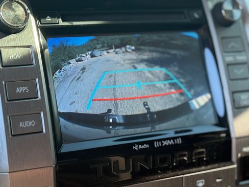 Used 2017 Toyota Tundra SR5 image 21