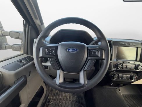 Used 2022 Ford F350 XLT w/ XLT Value Package image 12