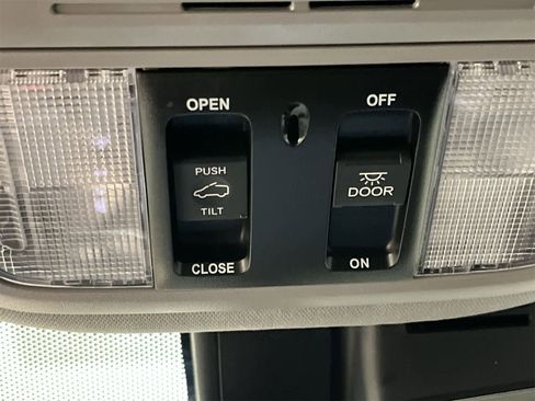 Used 2022 Honda Pilot Special Edition image 33