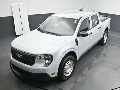 New 2026 Ford Maverick XL w/ Equipment Group 101A AWD/4WD image 17