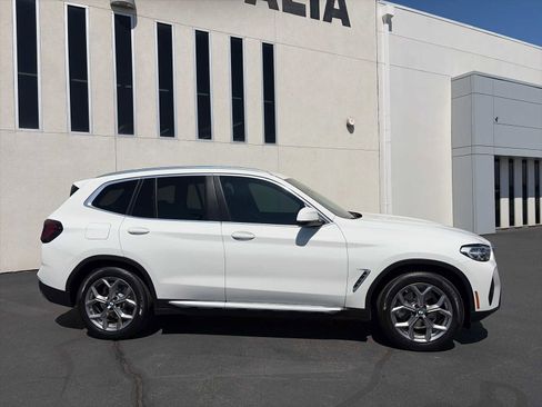 Used 2022 BMW X3 xDrive30i w/ Premium Package AWD/4WD image 5
