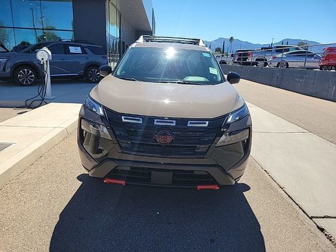New 2026 Nissan Rogue SV AWD/4WD image 2