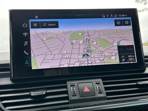 Used 2022 Audi Q5 2.0T Premium Plus image 28