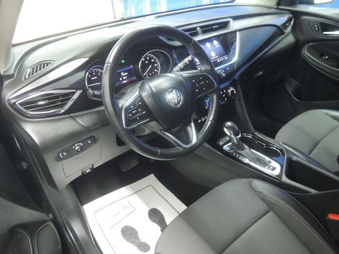 Used 2023 Buick Encore GX Preferred w/ Cold Weather Comfort Package FWD image 4