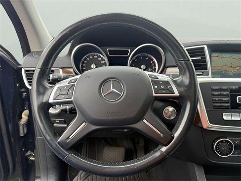 Used 2014 Mercedes-Benz GL 450 4MATIC image 15
