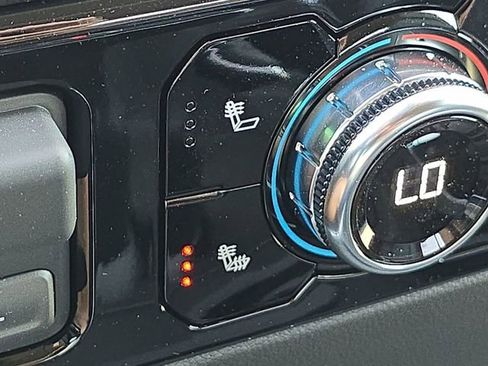 New 2025 GMC Sierra 1500 Elevation w/ Elevation Premium Package image 40