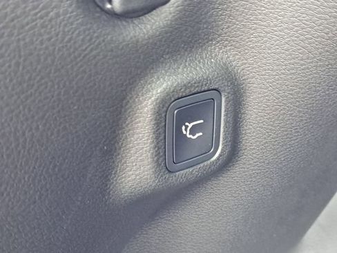 New 2026 Jeep Compass Limited image 25