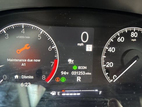 Used 2023 Honda Civic Sport image 11