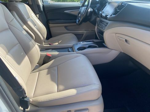Used 2022 Honda Ridgeline RTL-E image 32