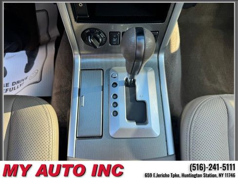 Used 2011 Nissan Pathfinder Silver AWD/4WD image 18