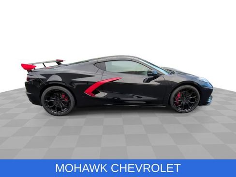Used 2024 Chevrolet Corvette Stingray Preferred Cpe w/ Z51 Performance Package RWD image 9