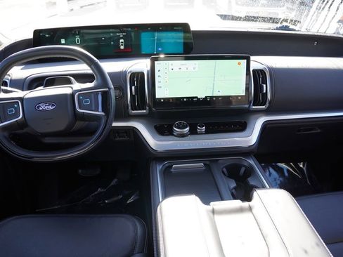 Certified 2025 Ford Expedition Max Platinum AWD/4WD image 22