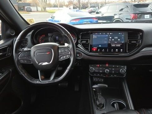Used 2024 Dodge Durango GT image 18