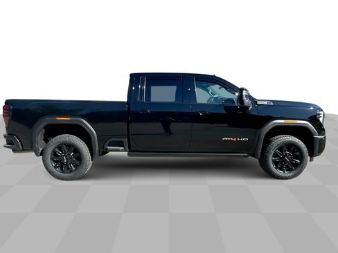 Used 2024 GMC Sierra 2500 AT4 w/ AT4 Premium Plus Package image 10