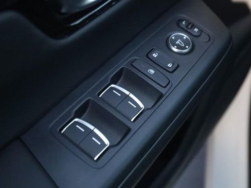 New 2026 Honda CR-V EX-L image 10