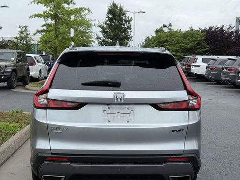 Used 2025 Honda CR-V Sport image 11