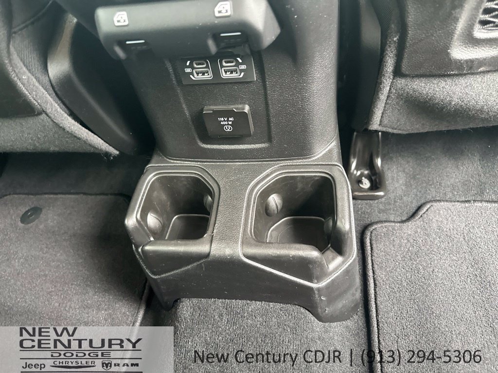 Used 2026 Jeep Gladiator Mojave AWD/4WD image 14
