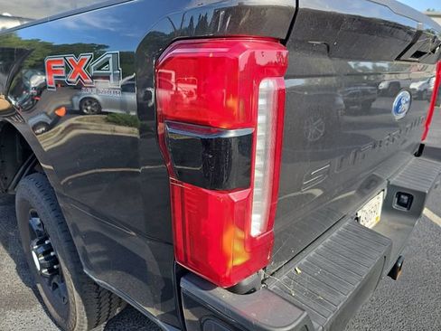 Used 2024 Ford F250 XLT w/ XLT Premium Package AWD/4WD image 35