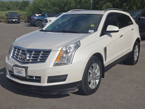 Used 2015 Cadillac SRX Luxury w/ Driver Awareness Package FWD image 7